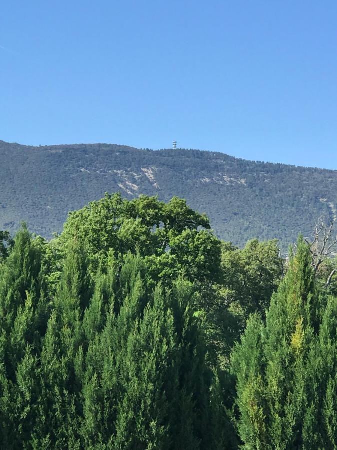 Bastide Campagne Canal Cucuron Buitenkant foto